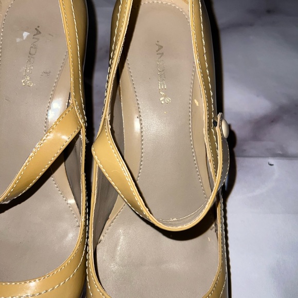 Andrea woman’s patent Mary Jane styled leather heels - Picture 5 of 14